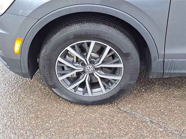 Used 2021 Volkswagen Tiguan S image 9