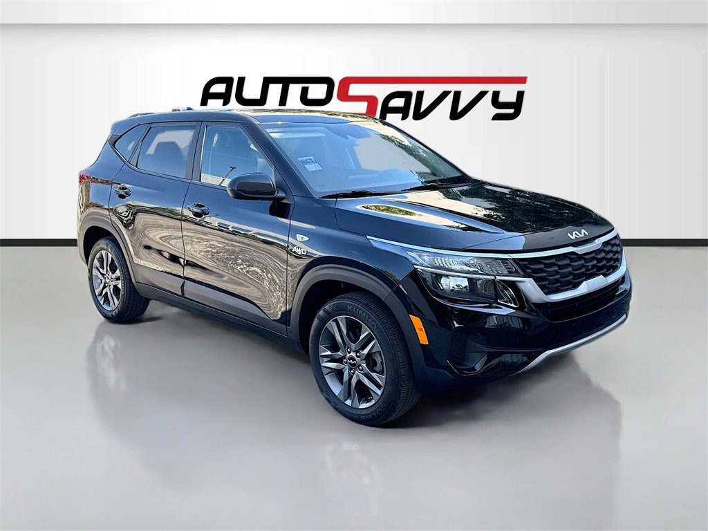 Used 2023 Kia Seltos LX