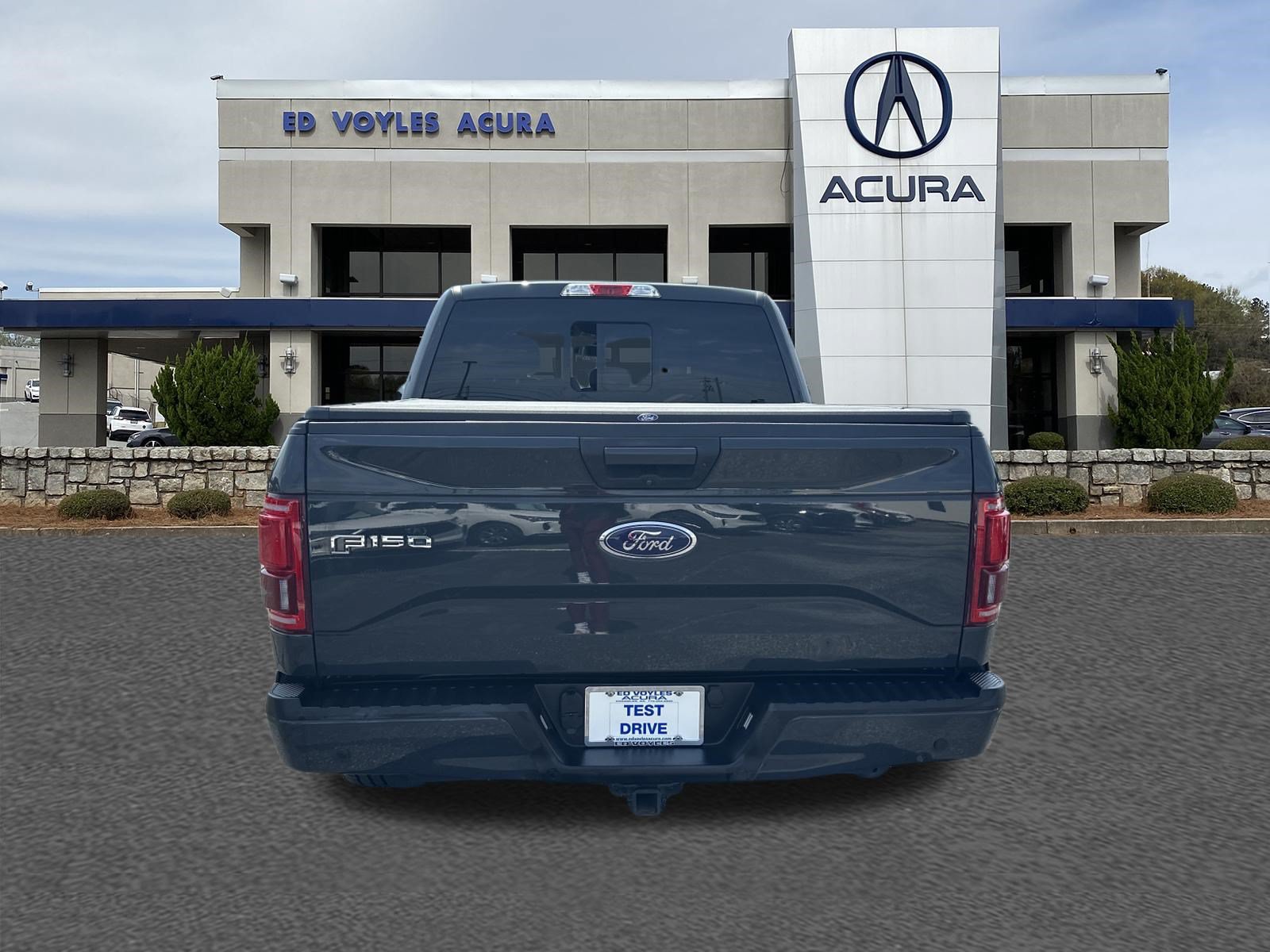 Used 2016 Ford F150 XLT w/ Equipment Group 302A Luxury RWD image 6