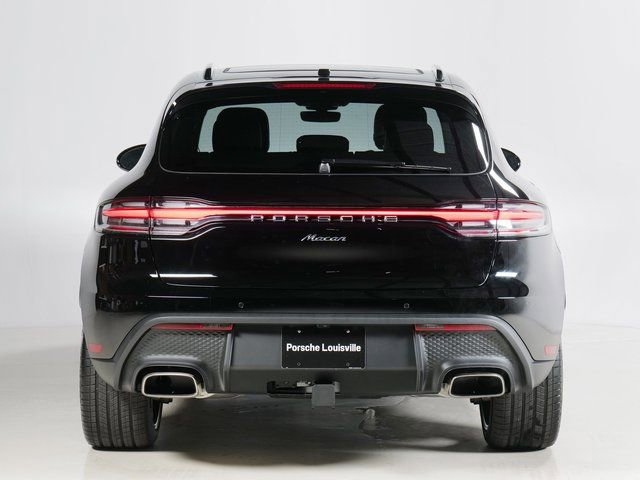 Certified 2026 Porsche Macan AWD/4WD image 8
