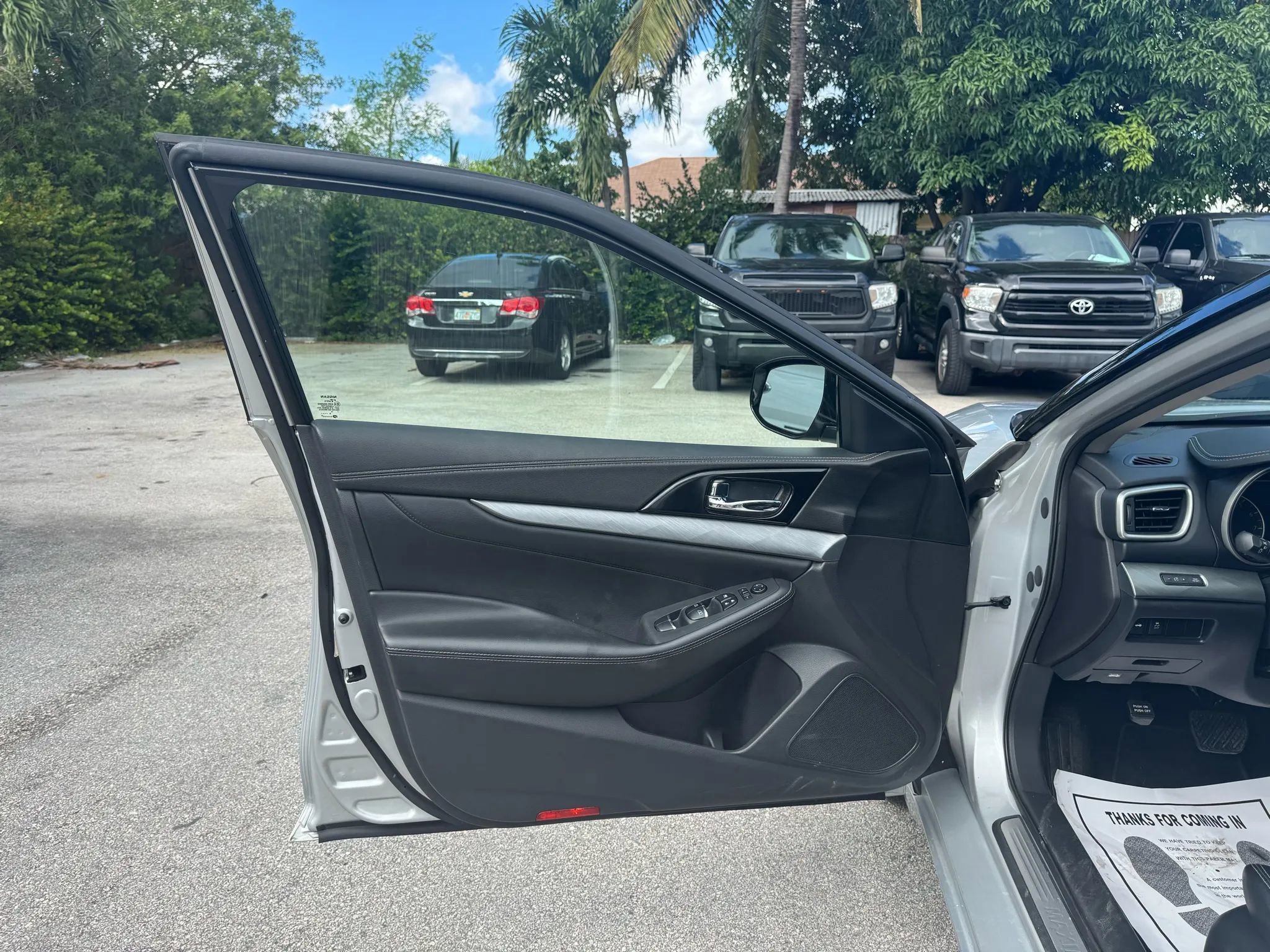 Used 2017 Nissan Maxima 3.5 SV image 9