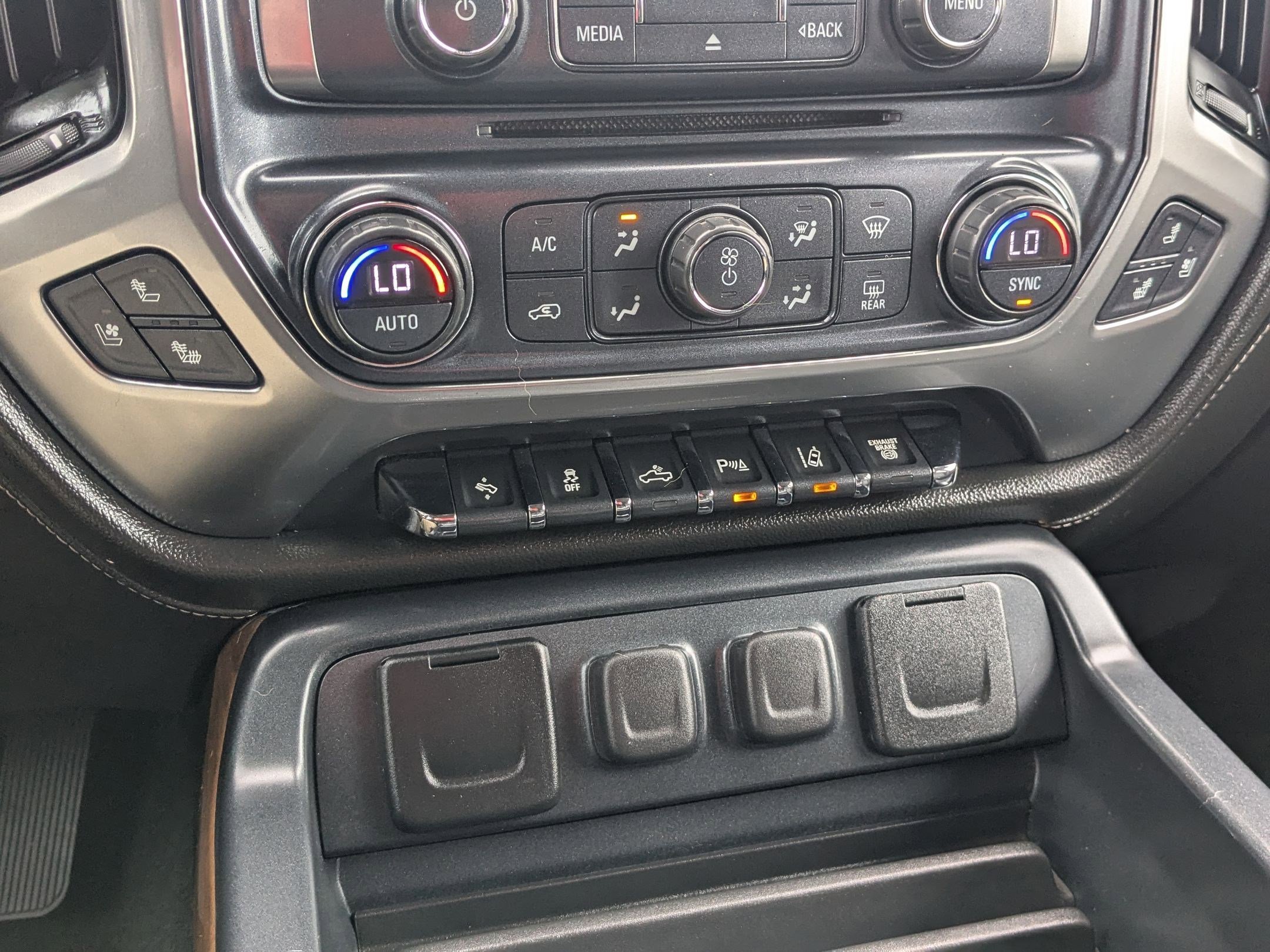 Used 2016 Chevrolet Silverado 3500 LTZ w/ Duramax Plus Package image 19