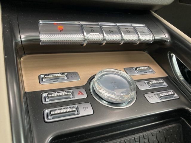 Certified 2025 Lincoln Nautilus Reserve w/ Jet Appearance Package image 33