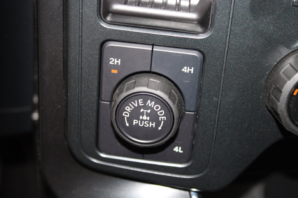 Used 2025 Ford F150 STX w/ Equipment Group 200A AWD/4WD image 41