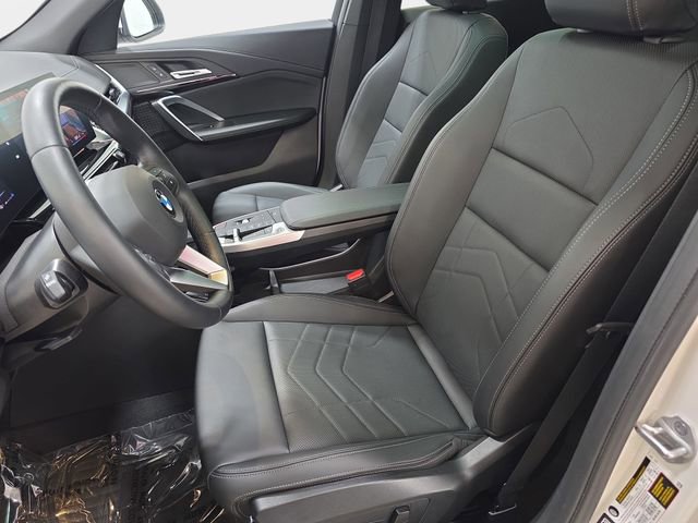 Certified 2025 BMW X2 xDrive28i AWD/4WD image 11