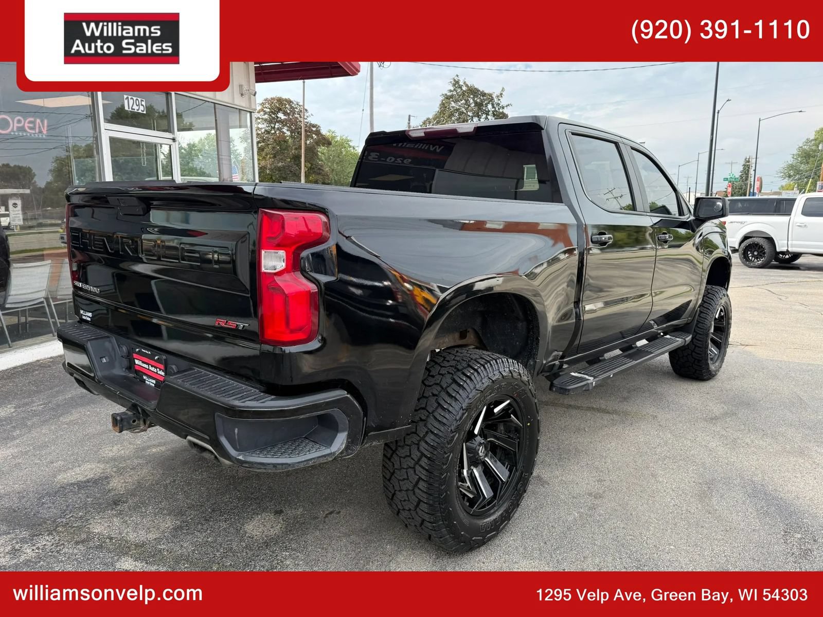 Used 2019 Chevrolet Silverado 1500 RST w/ True North Edition AWD/4WD image 3
