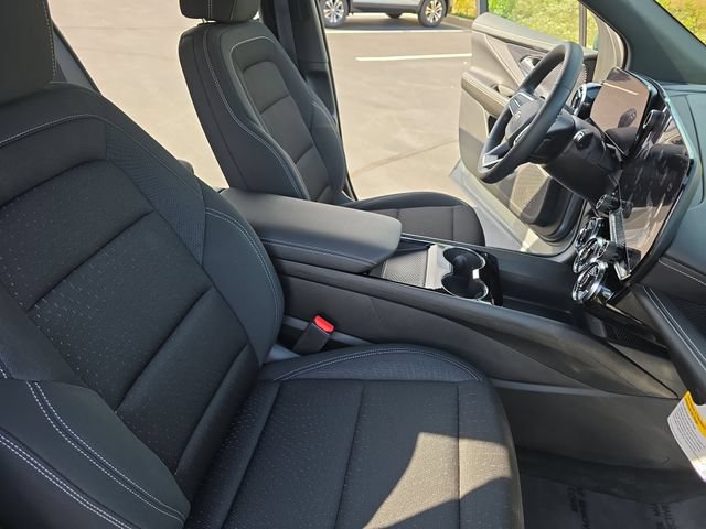 New 2025 Chevrolet Blazer EV LT AWD/4WD image 13