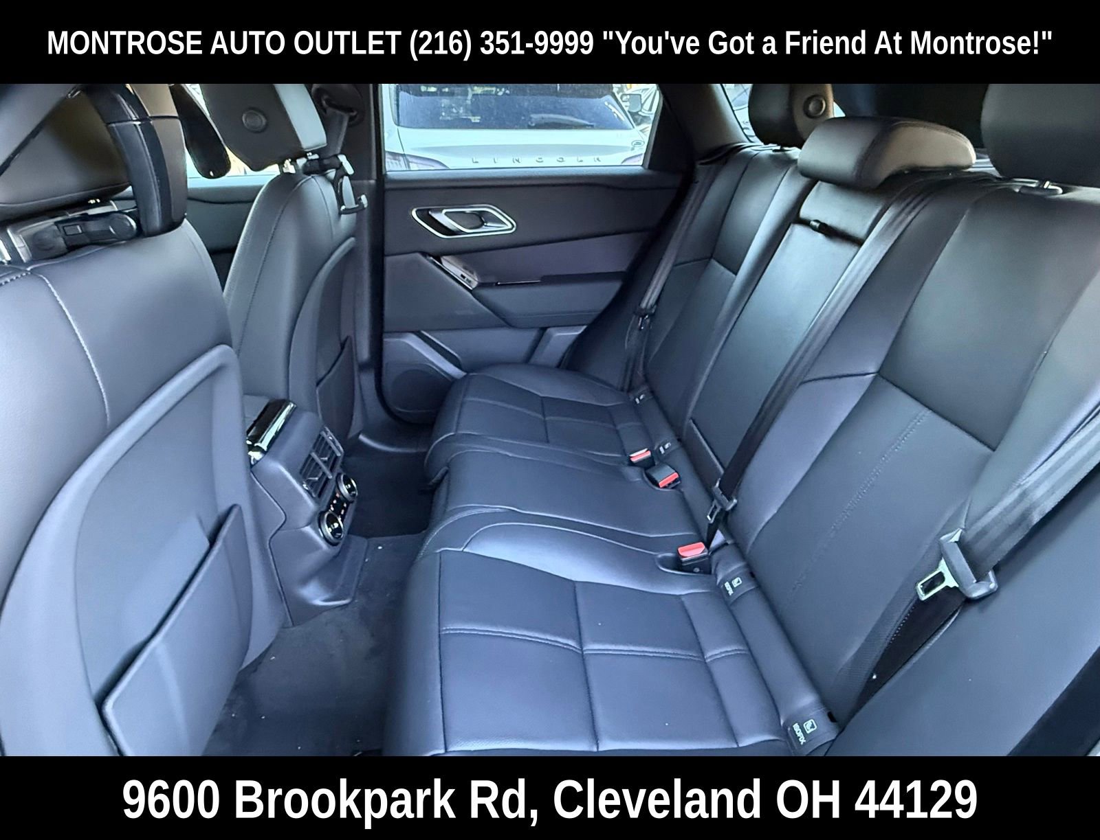 New 2026 Land Rover Range Rover Velar Dynamic SE image 13