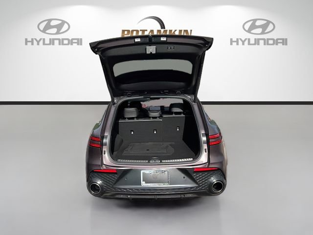 Used 2023 Genesis GV70 3.5T Sport w/ Sport Prestige Package AWD/4WD image 27