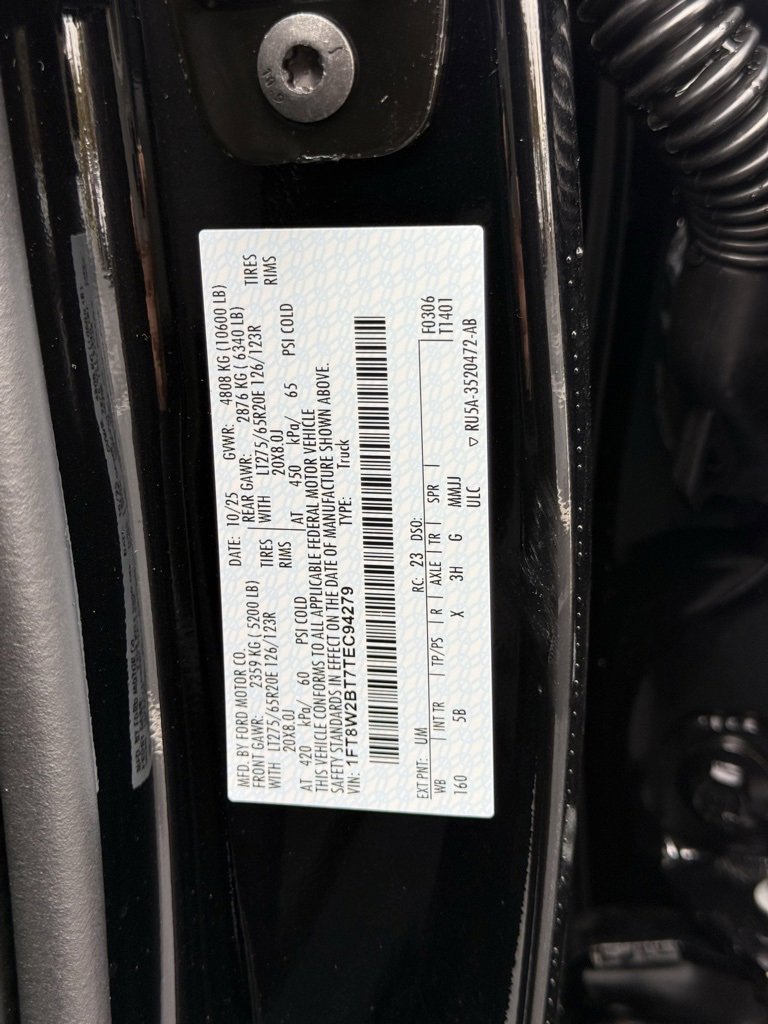 New 2026 Ford F250 Lariat w/ Black Appearance Package image 34