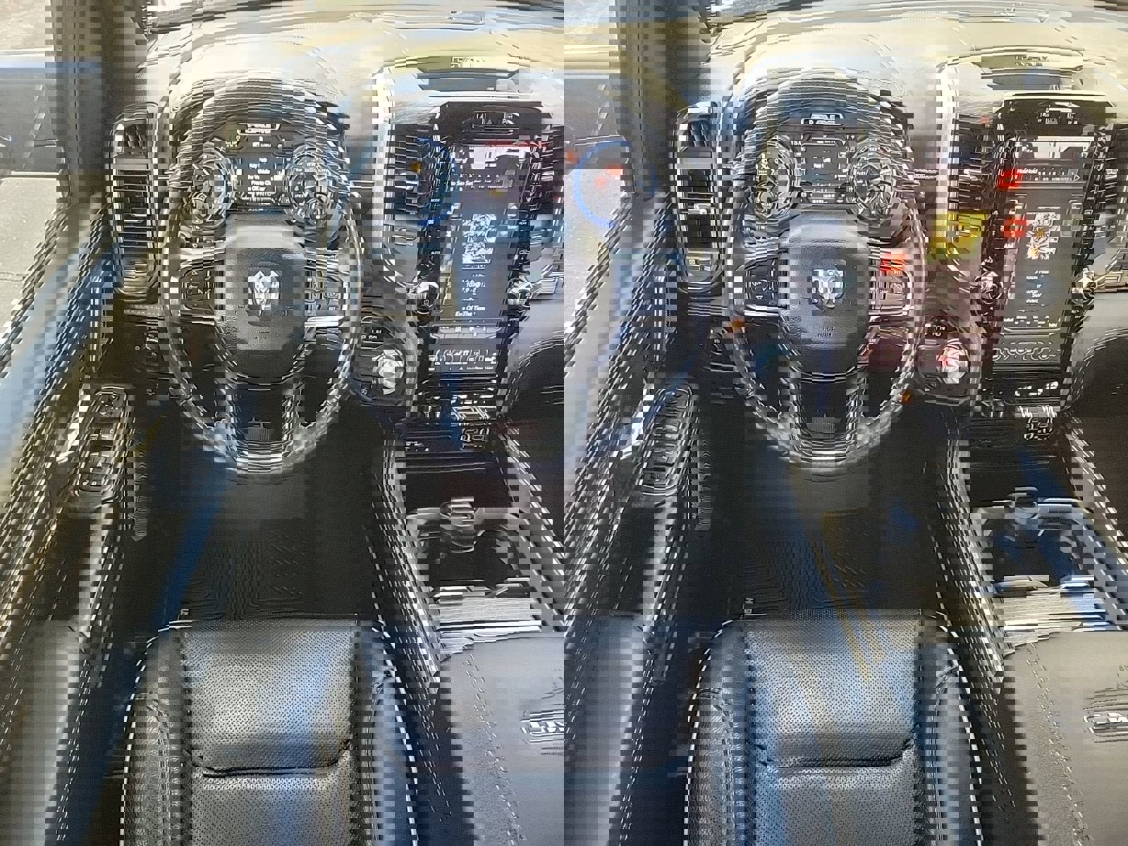 Used 2019 RAM 1500 Limited image 17