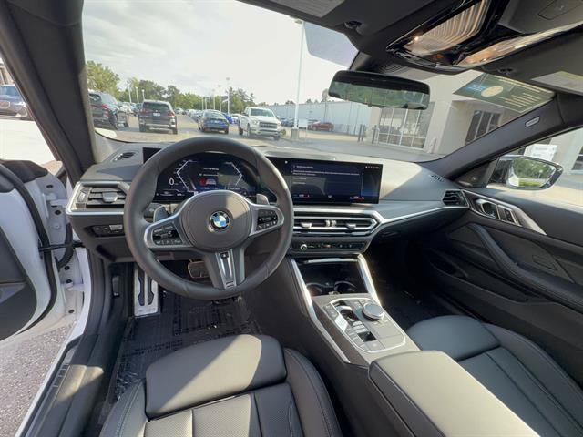 Used 2024 BMW 430i xDrive Coupe w/ M Sport Package AWD/4WD image 11