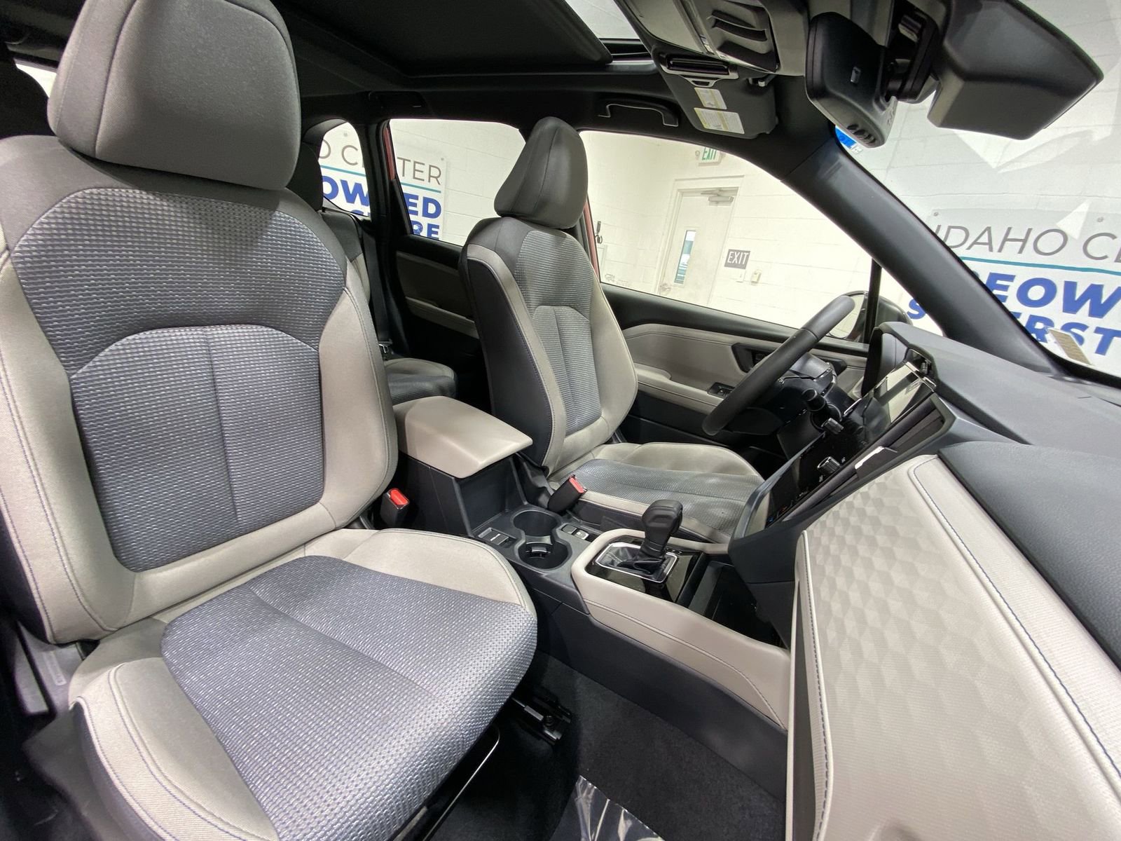 Certified 2025 Subaru Forester Premium image 24