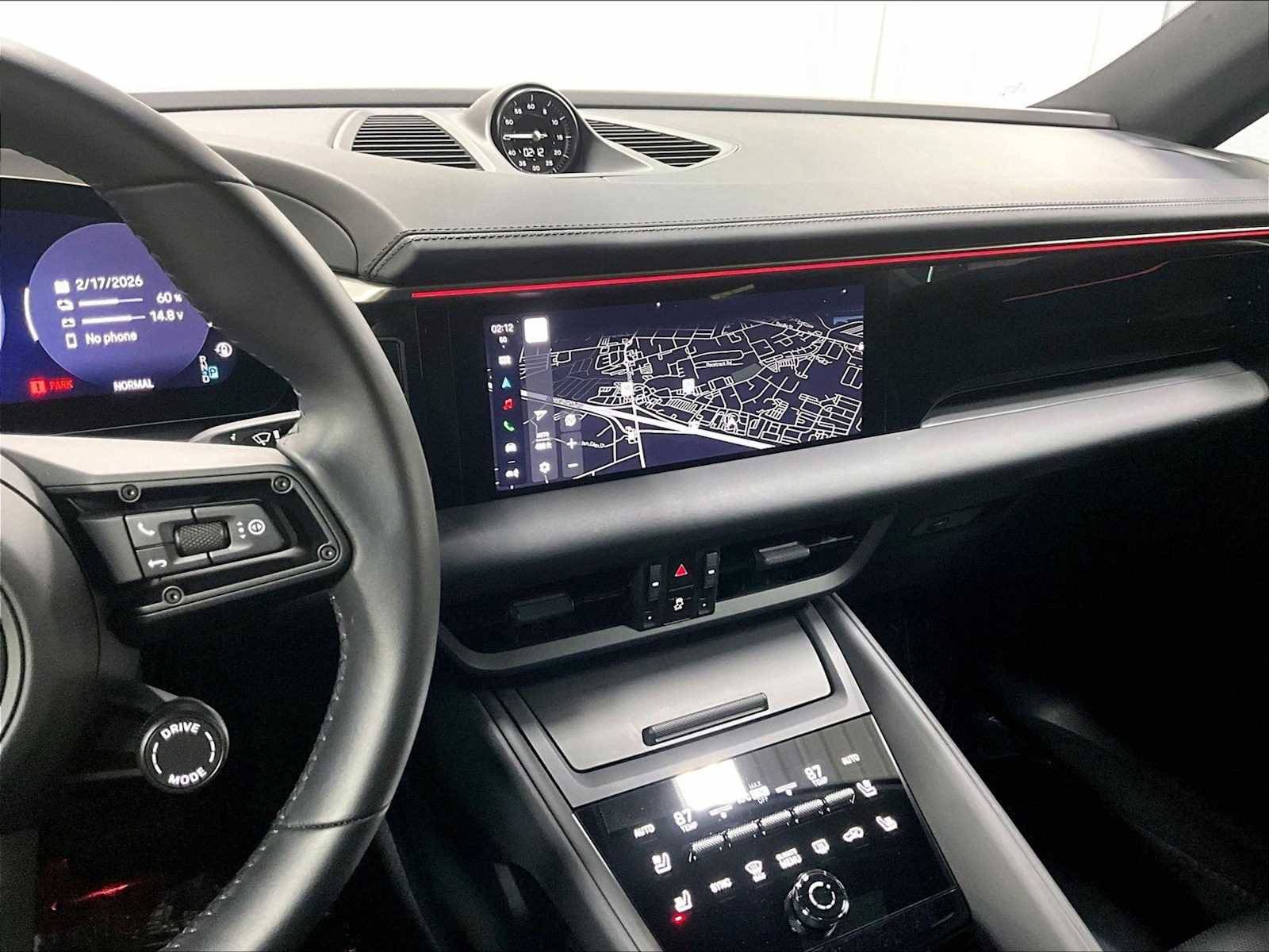 Used 2025 Porsche Macan 4 Electric image 19