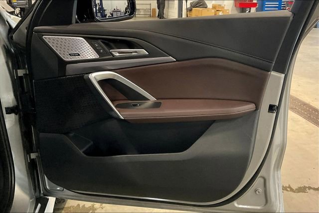 Used 2024 BMW X1 M35i w/ Shadowloine Package image 24