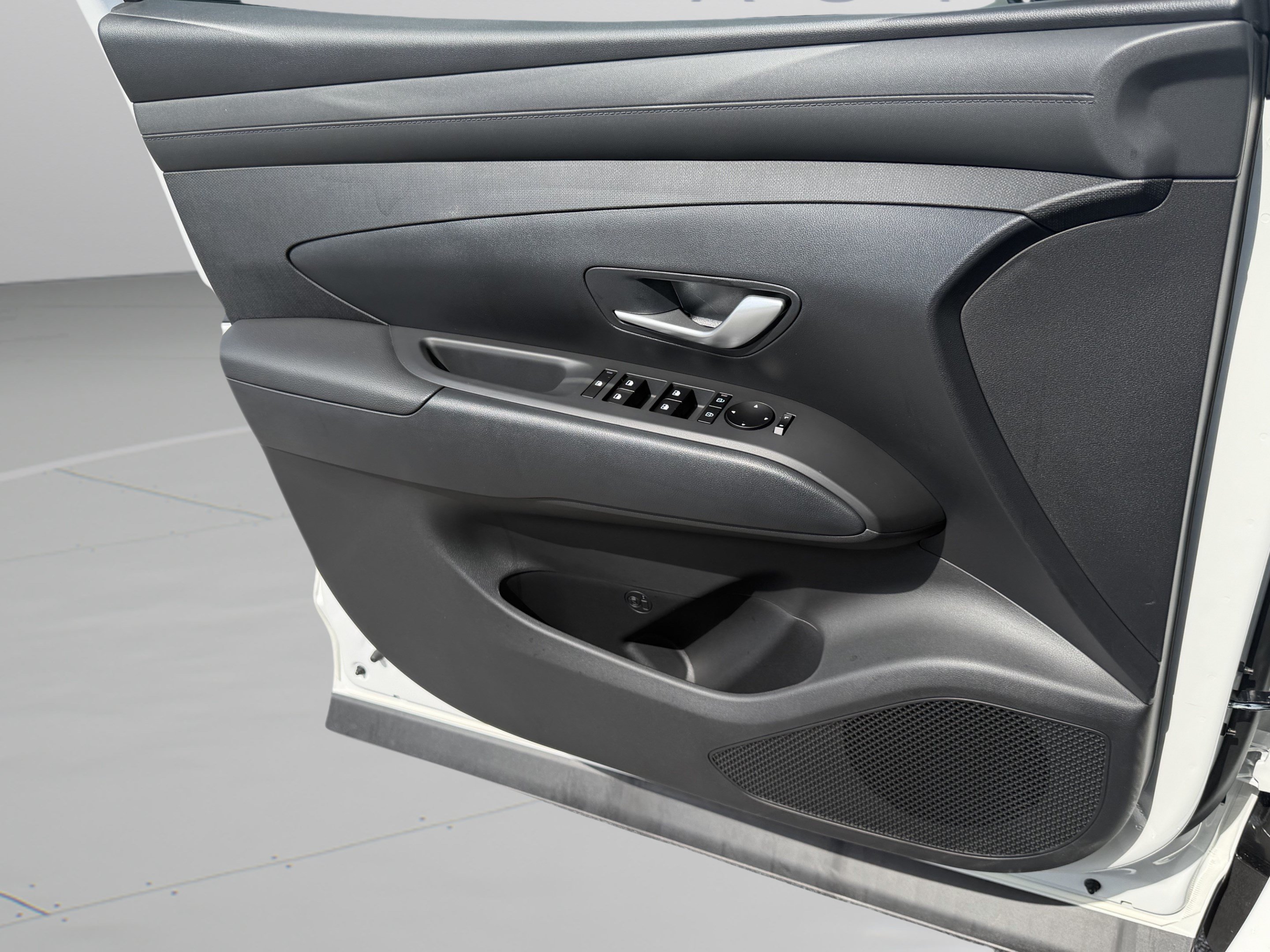 New 2026 Hyundai Tucson Blue SE FWD image 18