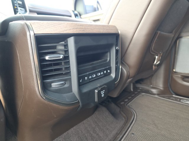 Used 2026 RAM 1500 Limited AWD/4WD image 33