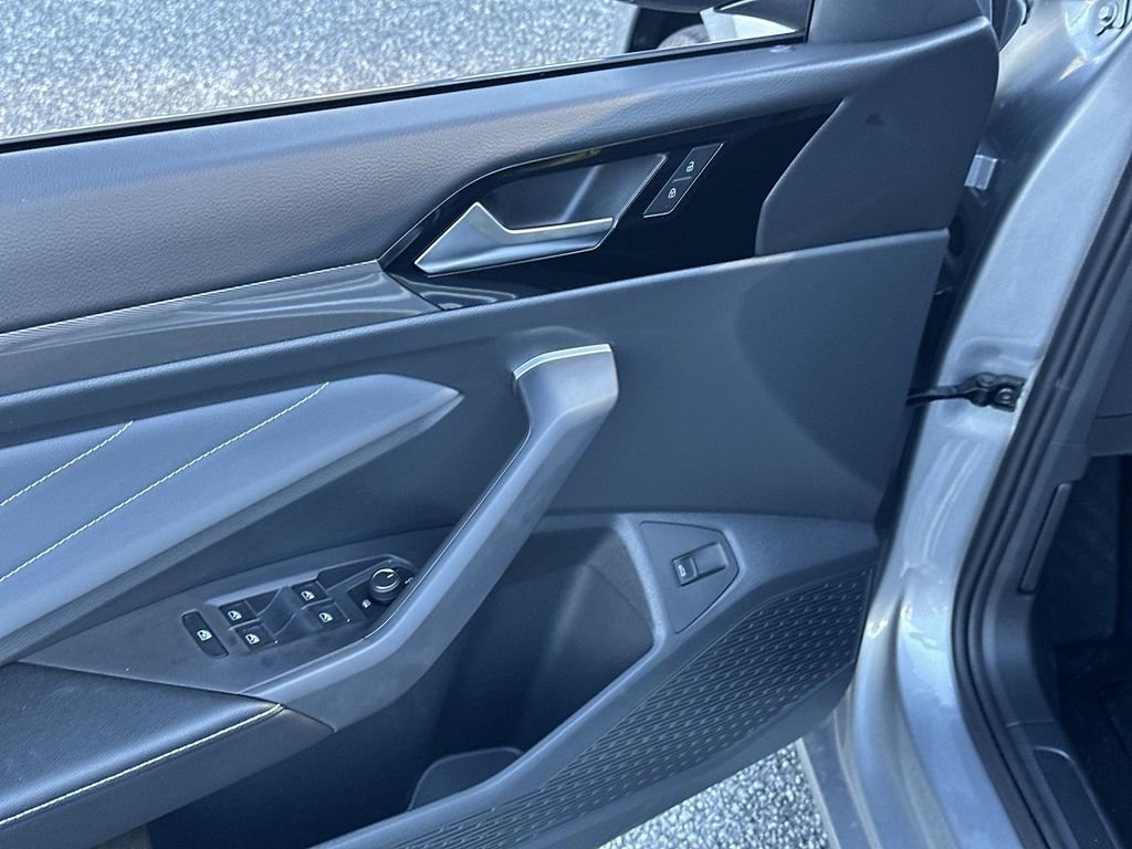 New 2026 Volkswagen Jetta SEL image 13