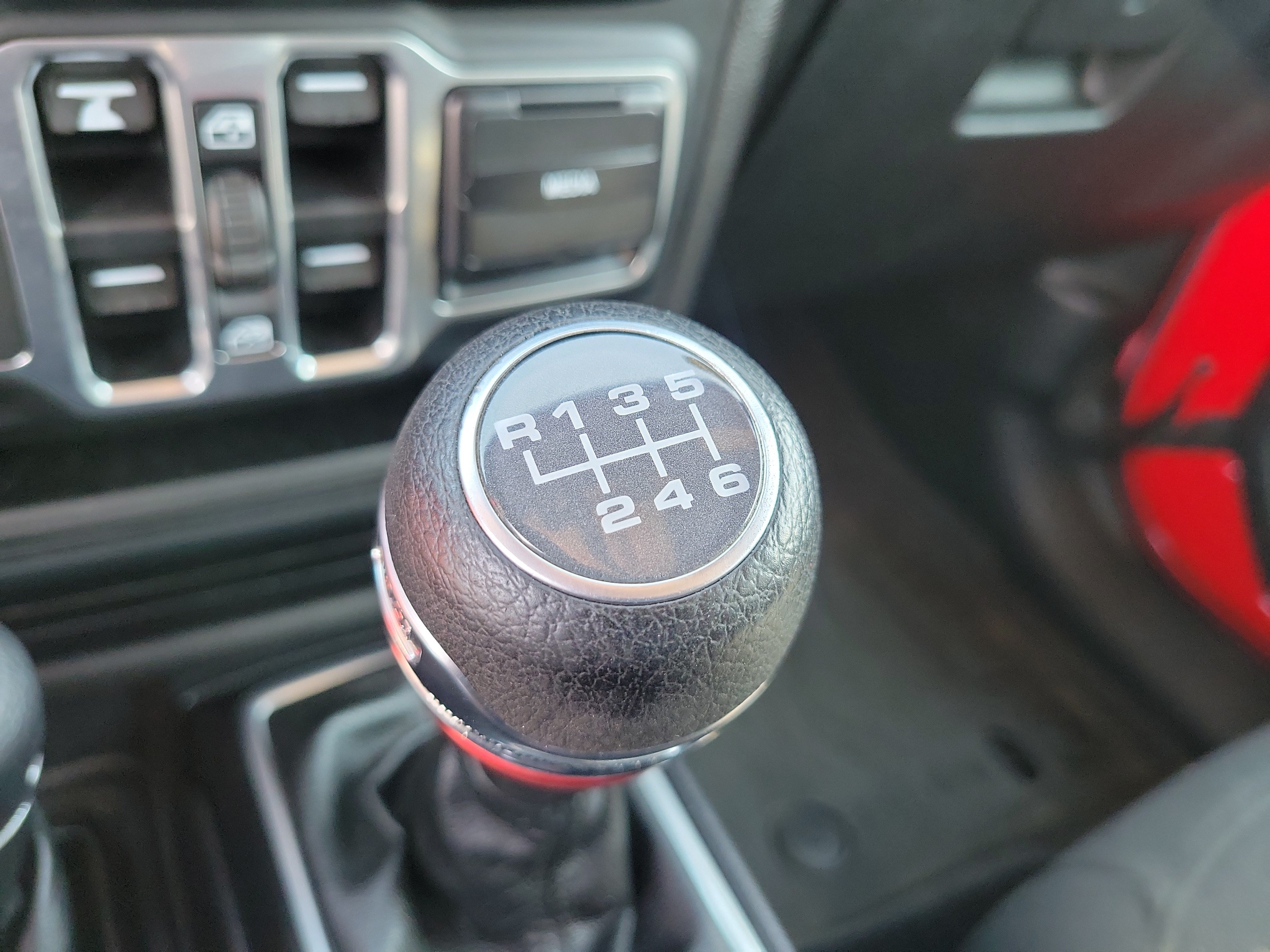Used 2018 Jeep Wrangler Unlimited Sport S AWD/4WD image 20