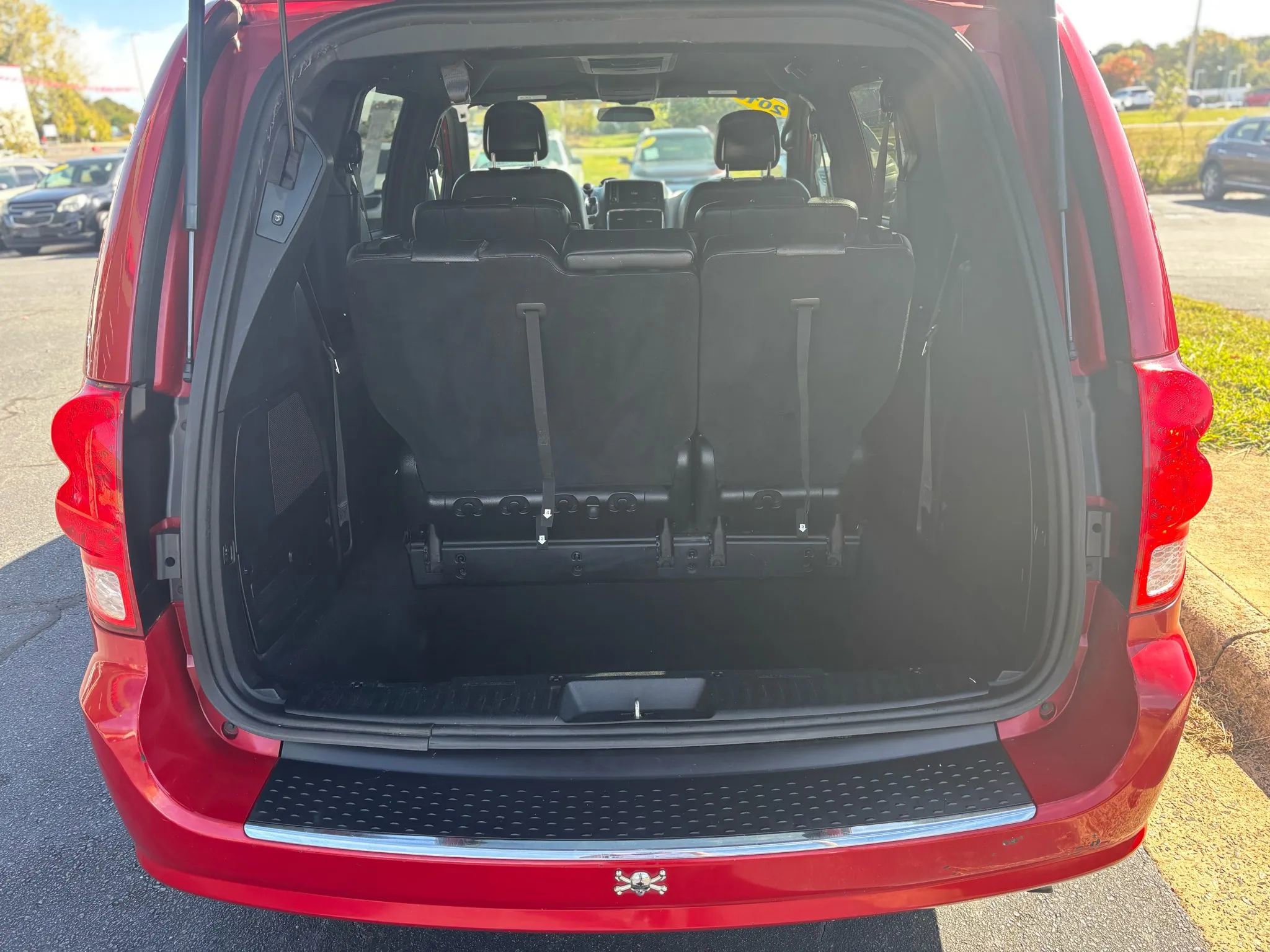 Used 2016 Dodge Grand Caravan R/T image 20