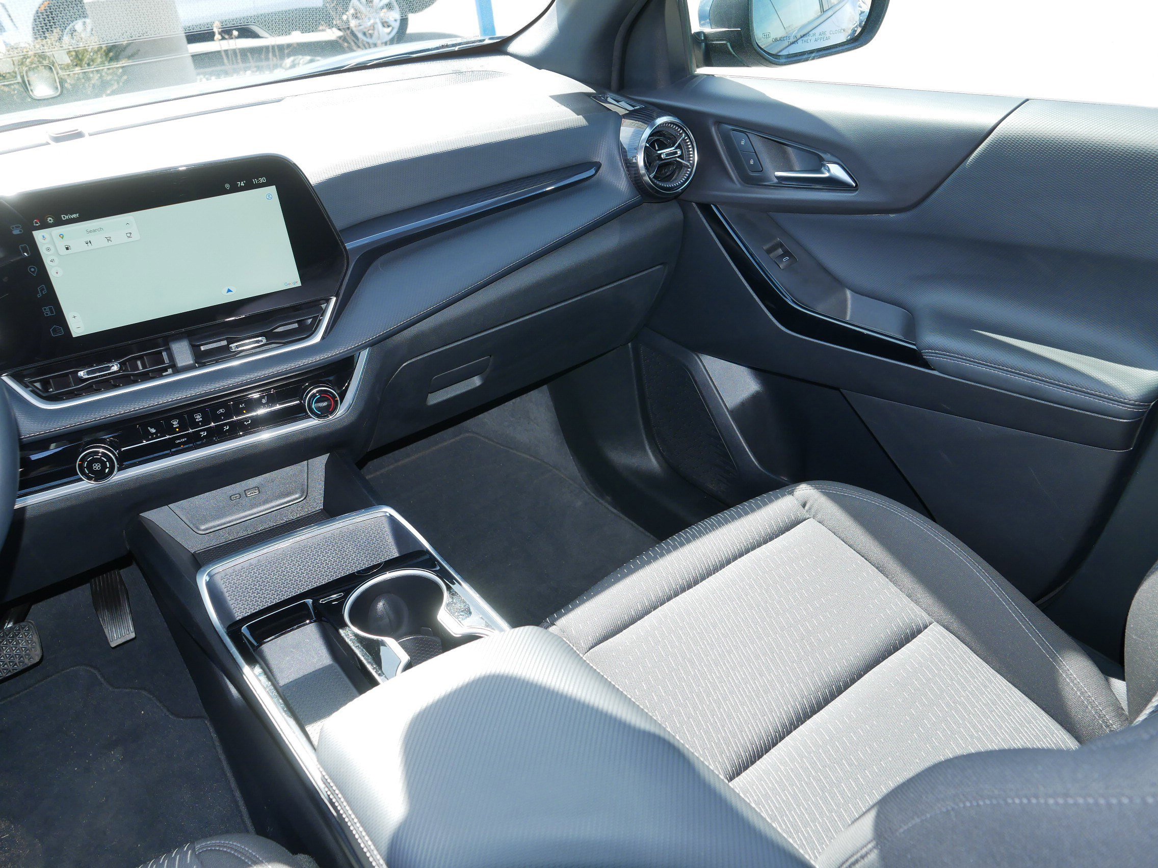 Used 2025 Chevrolet Equinox LT image 11