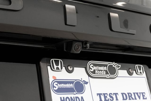 Used 2025 Honda Pilot EX-L image 12