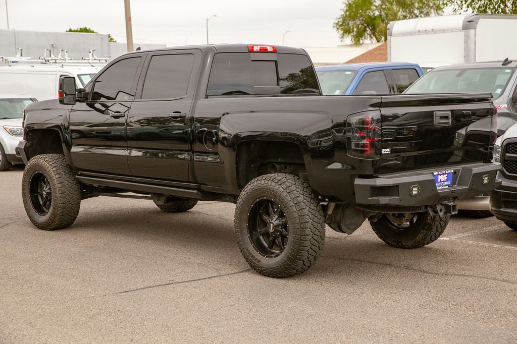 Used 2019 Chevrolet Silverado 2500 LTZ w/ Duramax Plus Package AWD/4WD image 7