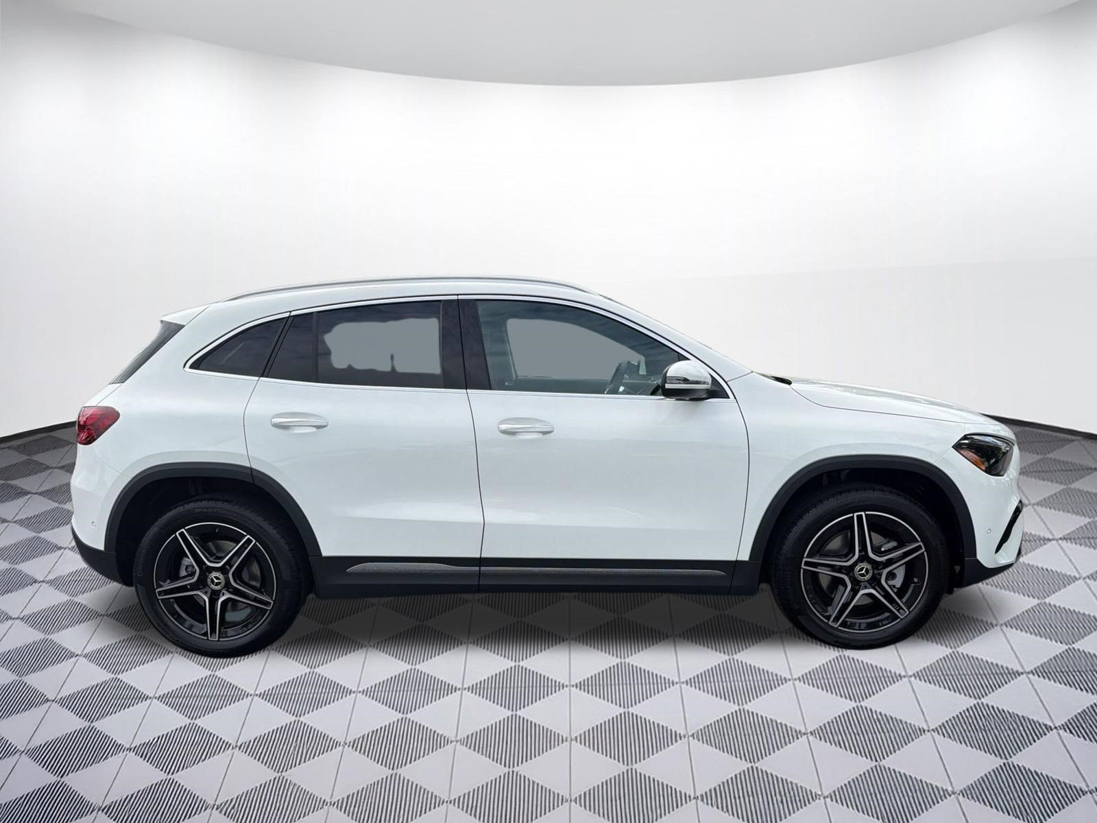Used 2026 Mercedes-Benz GLA 250 image 8