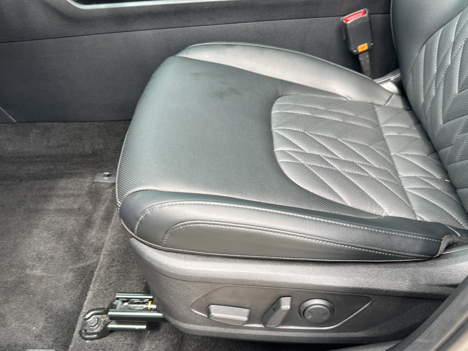 Used 2025 Kia Sportage X-Pro Prestige image 15