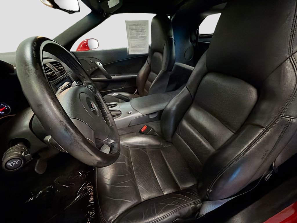 Used 2007 Chevrolet Corvette Coupe w/ Preferred Equipment Group RWD image 22