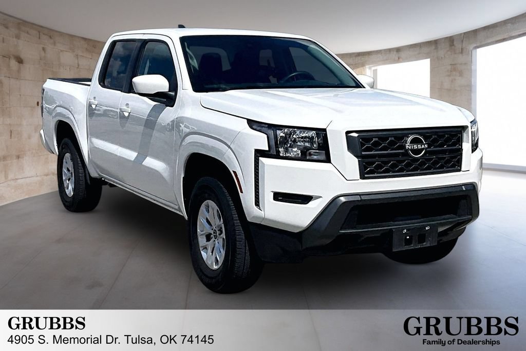 Used 2024 Nissan Frontier SV