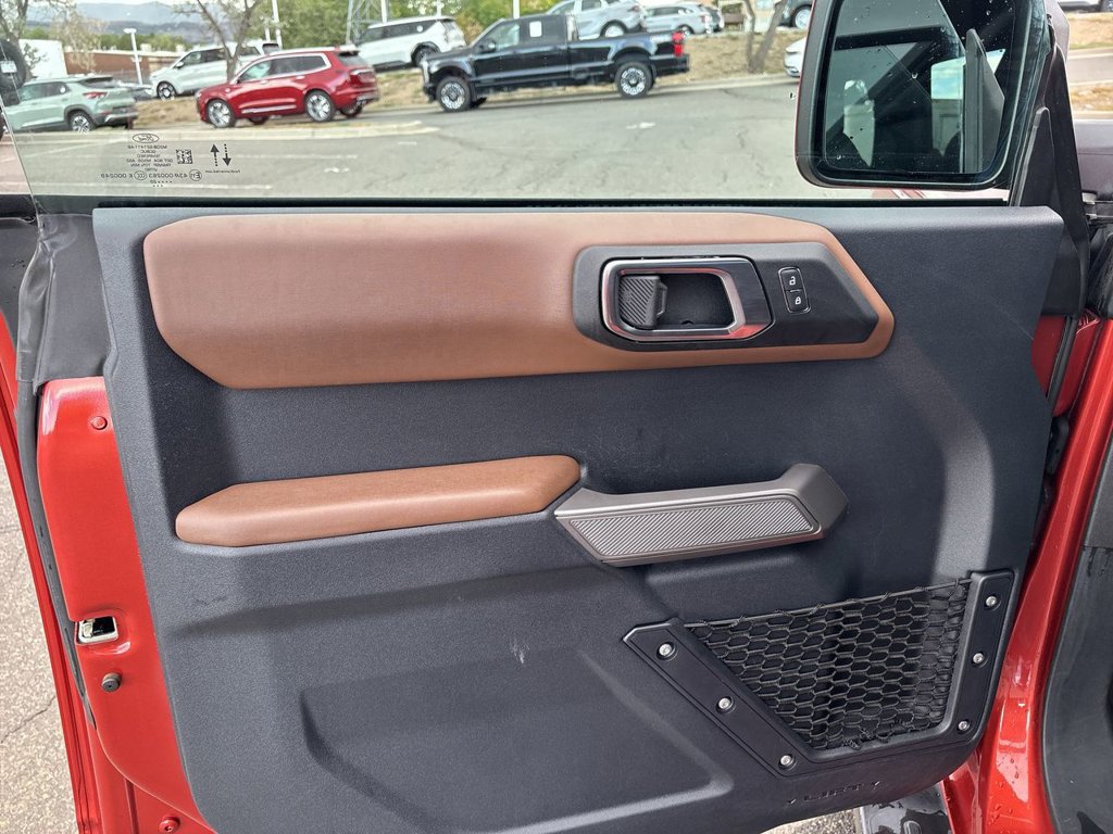 Used 2022 Ford Bronco Outer Banks AWD/4WD image 28
