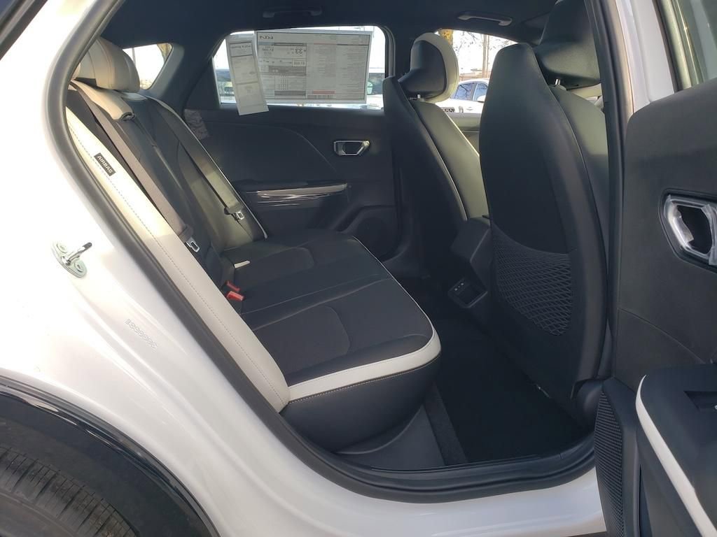 New 2025 Kia K4 GT-Line w/ GT-Line Premium Package image 25