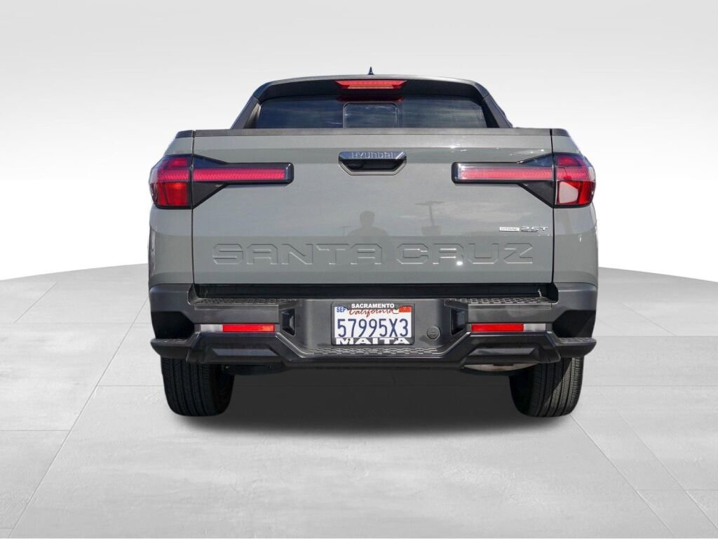 Used 2024 Hyundai Santa Cruz Night image 4