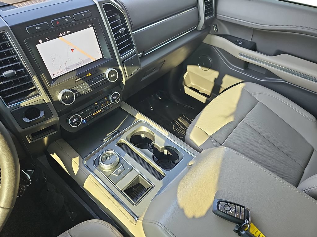Used 2019 Ford Expedition XLT w/ Equipment Group 202A RWD image 25
