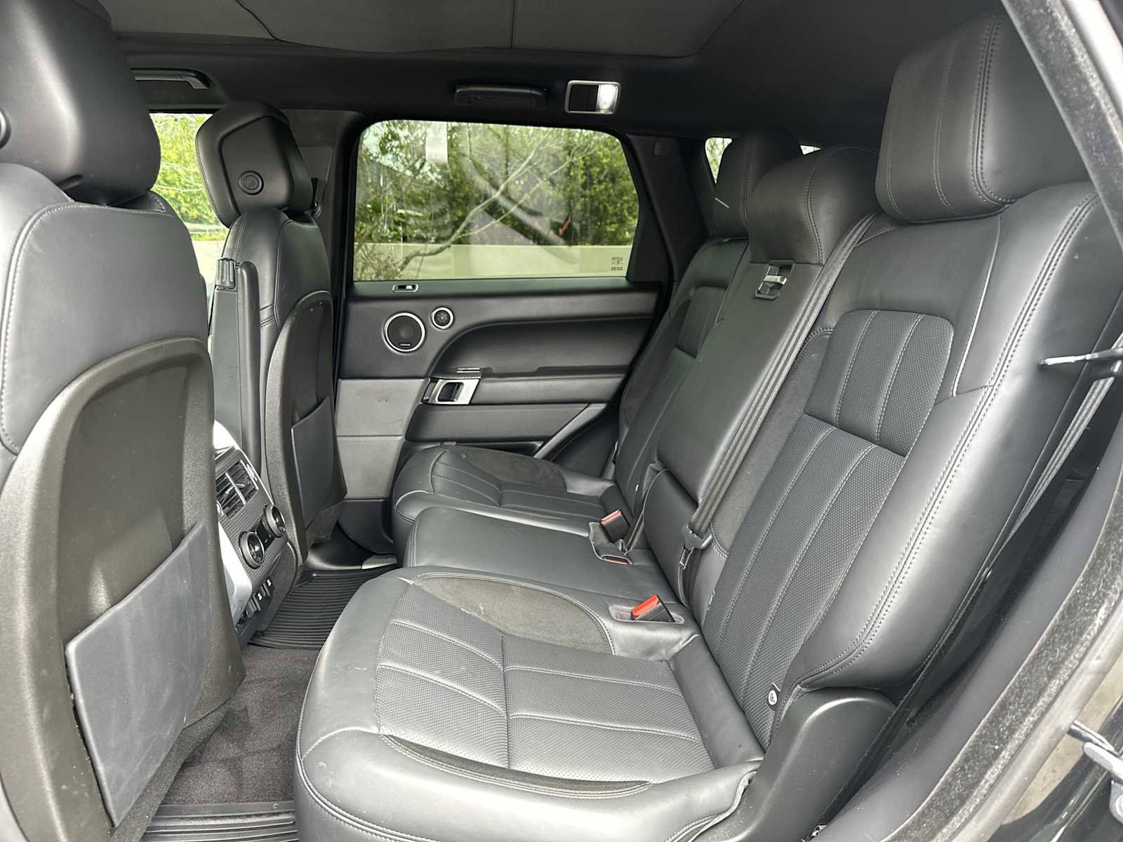 Used 2020 Land Rover Range Rover Sport HST AWD/4WD image 25