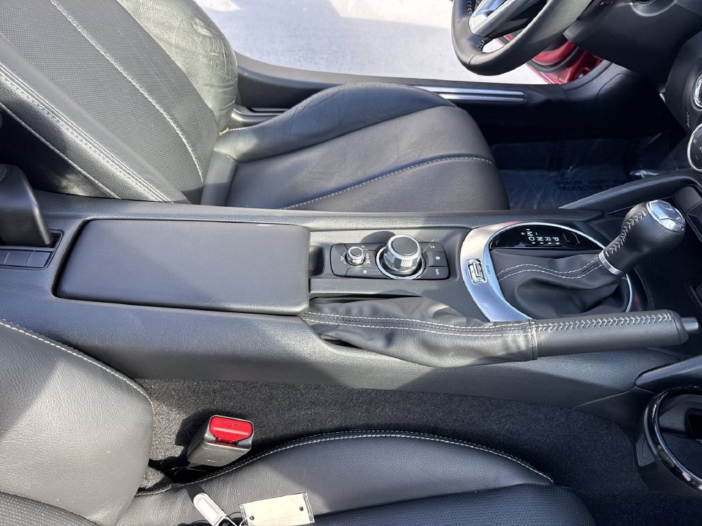 Used 2023 MAZDA MX-5 Miata Grand Touring w/ Weather Package RWD image 34