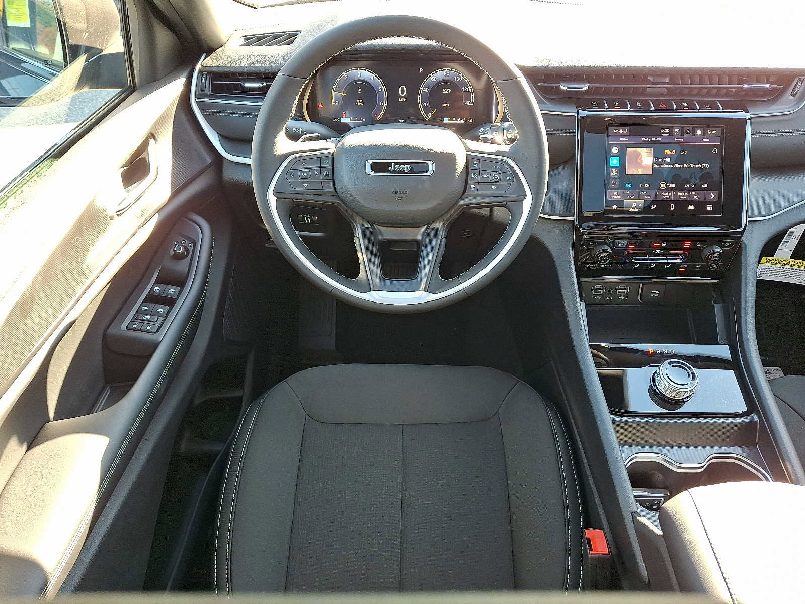 New 2025 Jeep Grand Cherokee Laredo X w/ Luxury Tech Group I image 7