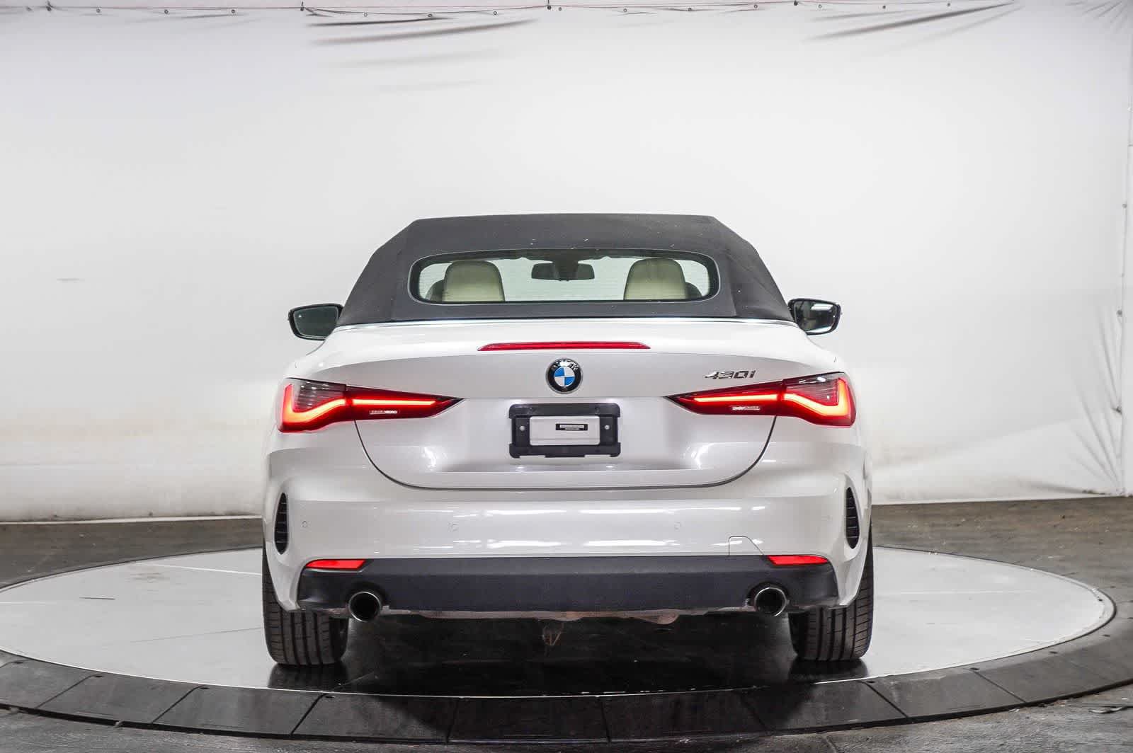 Used 2023 BMW 430i Convertible w/ Convenience Package RWD image 3
