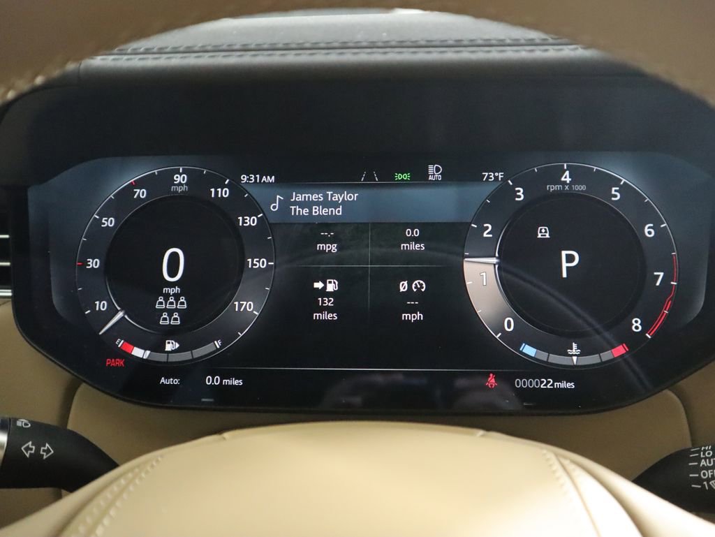 New 2025 Land Rover Range Rover Long Wheelbase SE image 32