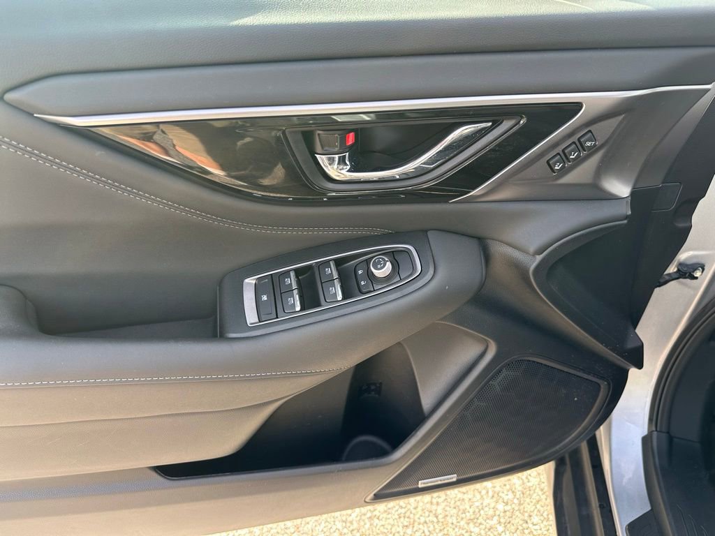 Used 2025 Subaru Outback Limited w/ Popular Package #2 image 24