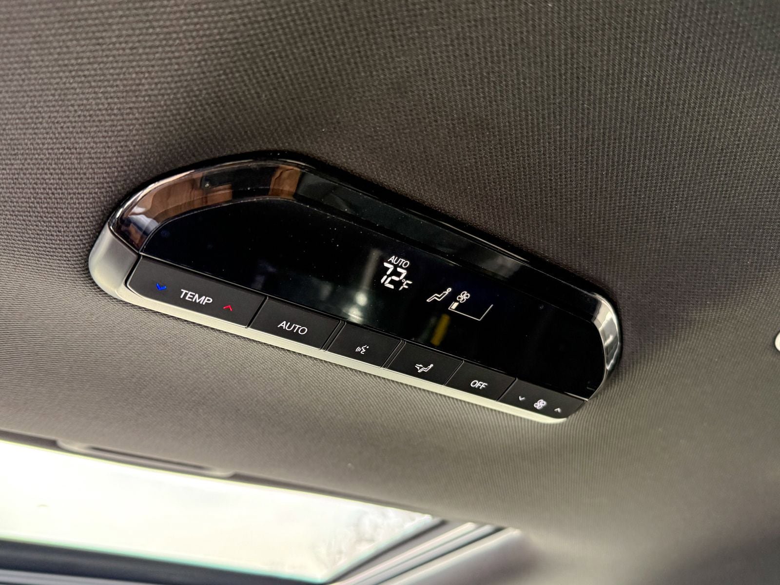 New 2027 Kia Telluride SX X-Line AWD/4WD image 38