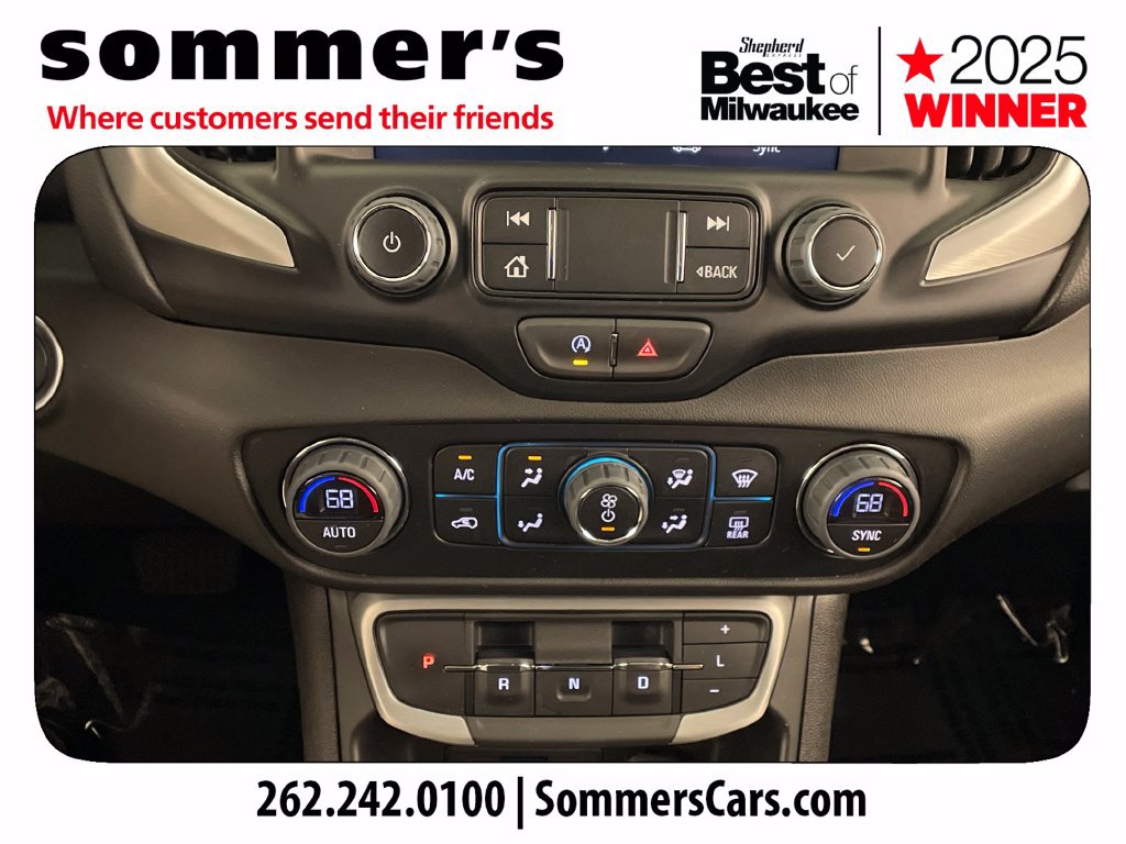Used 2024 GMC Terrain SLT w/ Elevation Edition AWD/4WD image 16