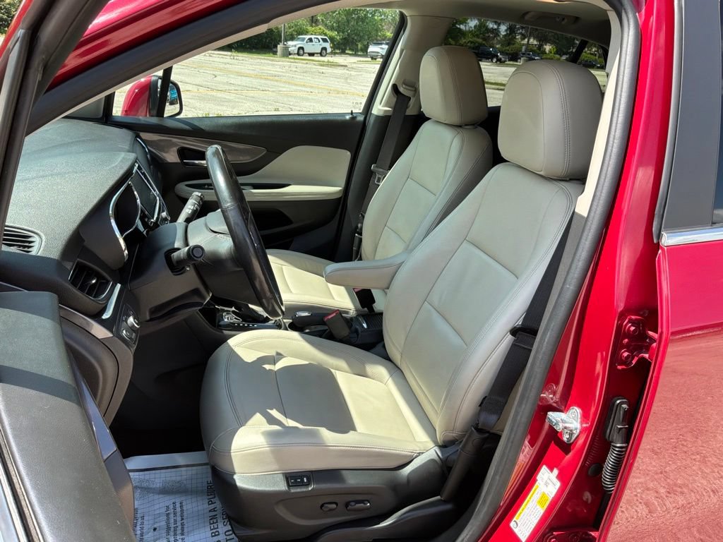 Used 2019 Buick Encore Essence AWD/4WD image 9