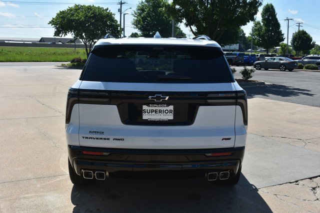 New 2026 Chevrolet Traverse RS w/ LPO, Floor Liner Package AWD/4WD image 6