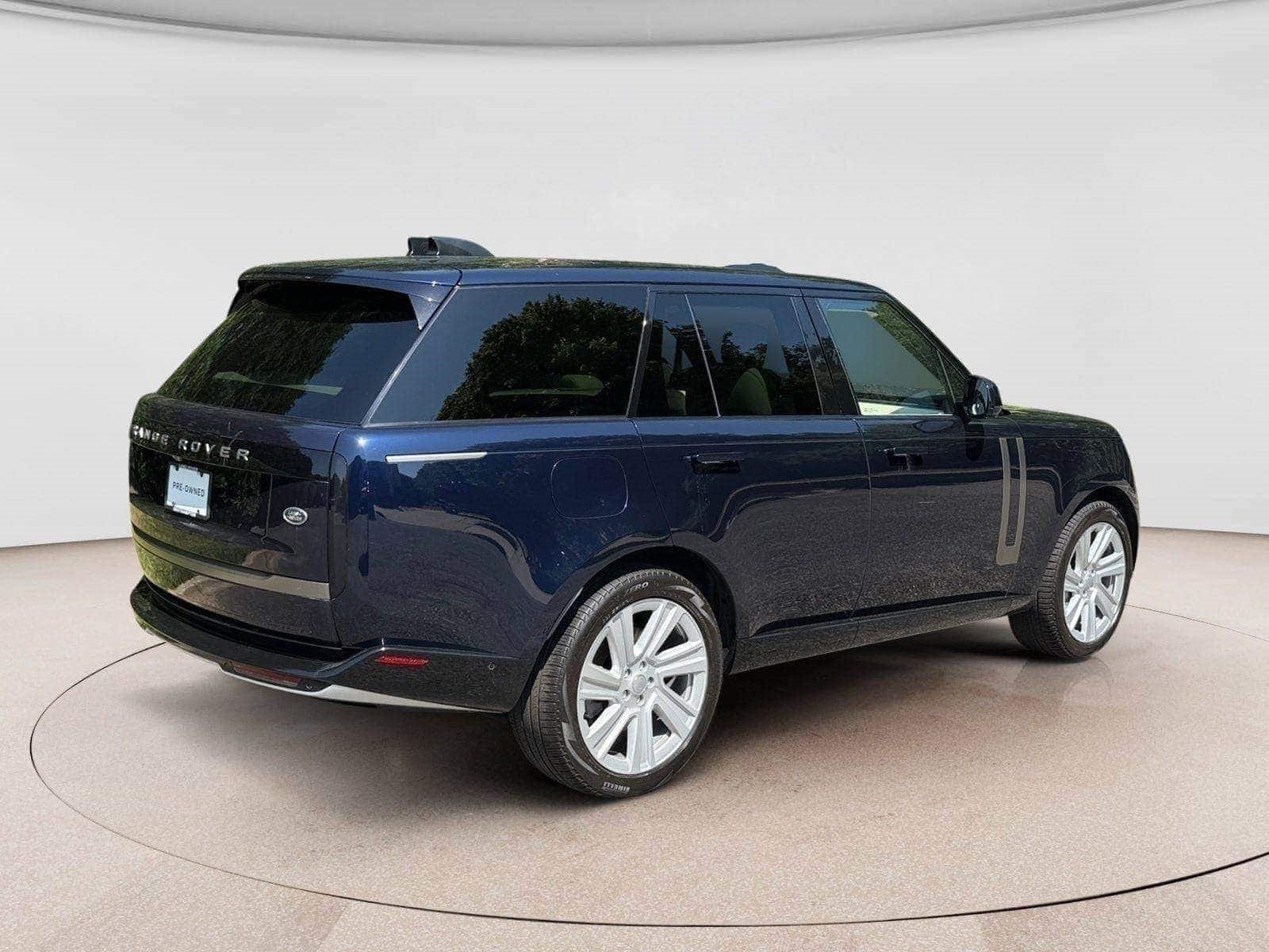 Certified 2023 Land Rover Range Rover SE AWD/4WD image 5