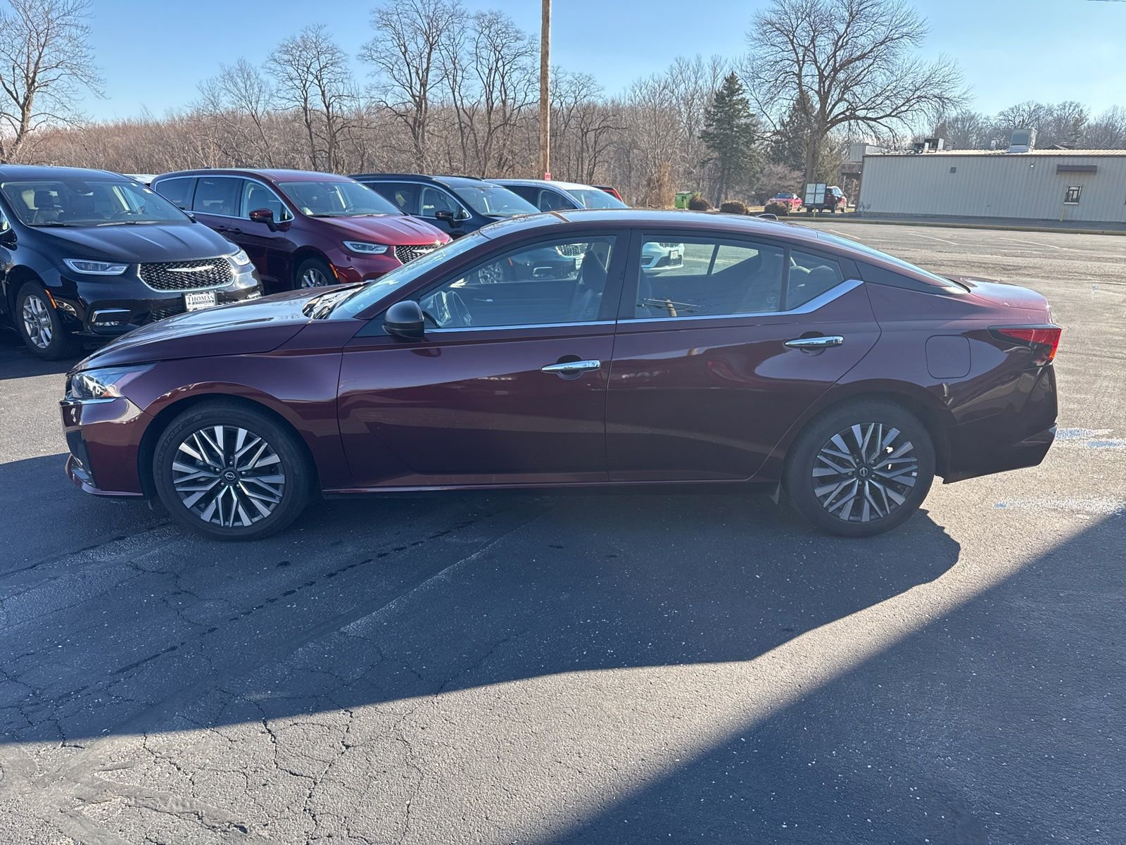 Used 2024 Nissan Altima 2.5 SV image 4