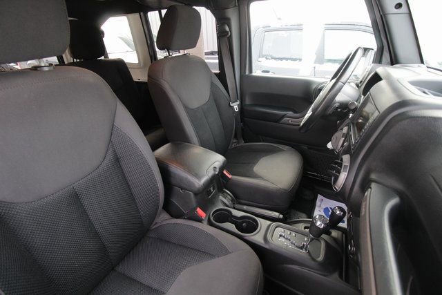 Used 2017 Jeep Wrangler Unlimited Sport image 30