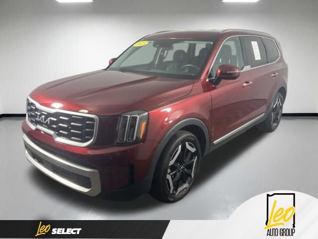 Used 2023 Kia Telluride S image 1