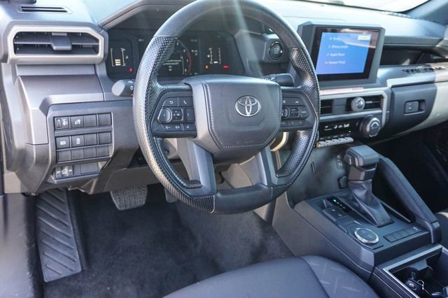 Used 2025 Toyota Tacoma SR5 image 5